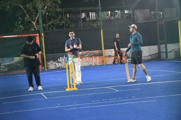 photos varun dhawan rohit dhawan and others snapped playing cricket 4