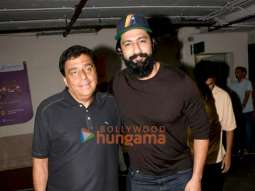 Photos: Vicky Kaushal, Deepika Padukone and others snapped at the airport