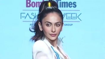 Rakul Preet Singh shares BTS from her glam look from Bombay Times Fashion Week