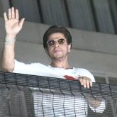 Theft at Shah Rukh Khan's birthday bash outside Mannat: 30 fans lose mobile phones