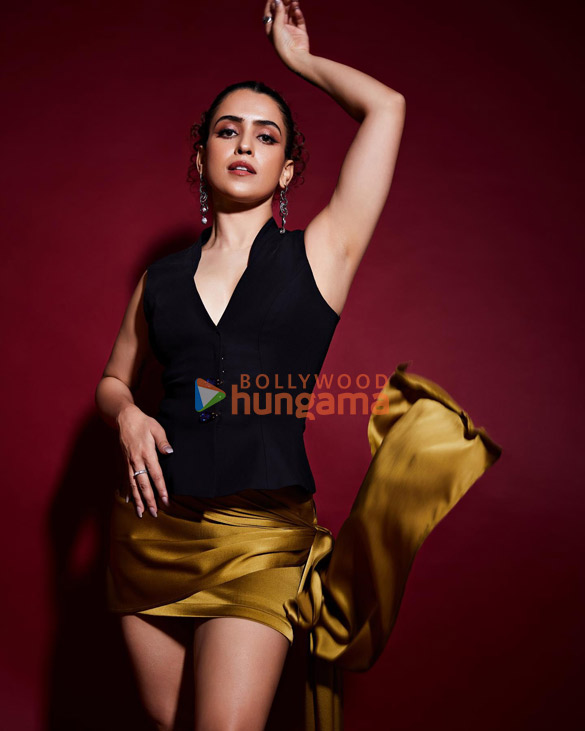 Sanya Malhotra Photos, Images, HD Wallpapers, Sanya Malhotra HD Images ...