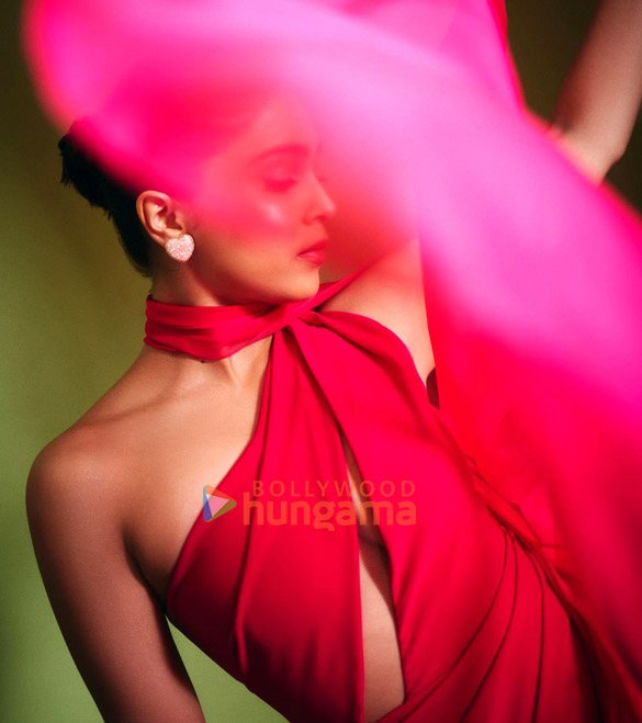 sharvari wagh 5 56