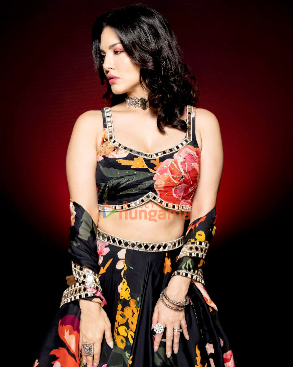 sunny leone 3 76