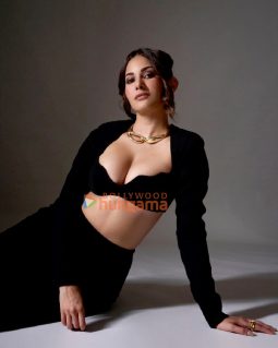 Celeb Photos Of Amyra Dastur
