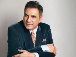 Boman Irani recalls being a shopkeeper for 14 years and smelling like “ghee and potatoes”; says, “I wanted something else from life” Boman Irani recalls being a shopkeeper for 14 years and smelling like “ghee and potatoes”; says, “I wanted something else from life”