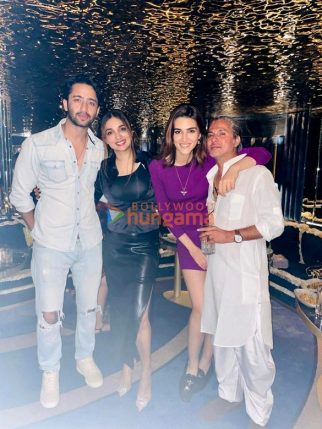 On The Sets Of The Movie Do Patti