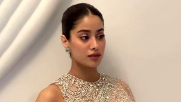How is she so pretty Janhvi Kapoor in her rich diamond saree!