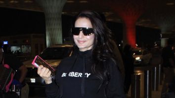 Photos: Ameesha Patel snapped at the airport