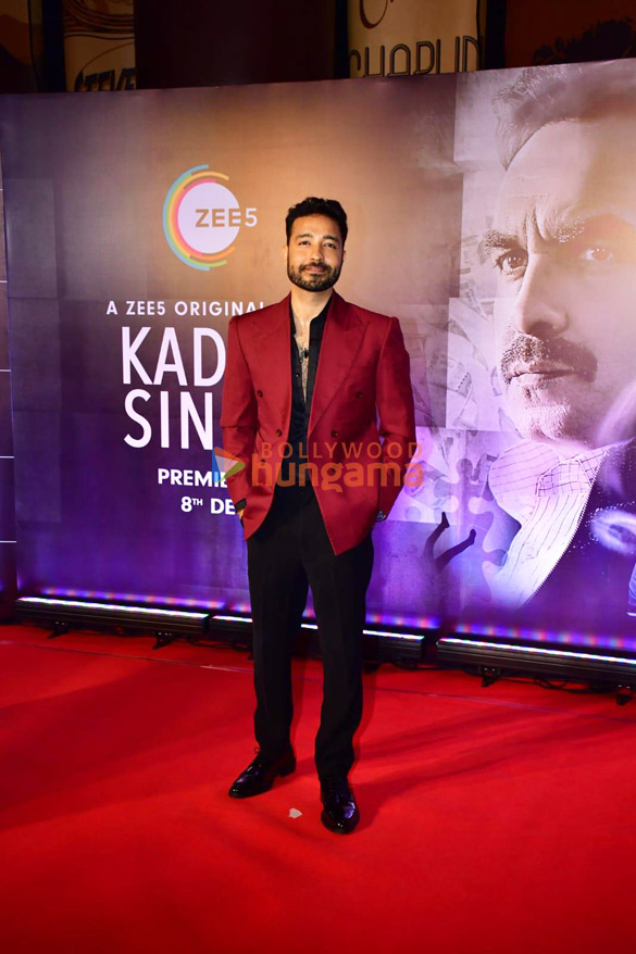 photos celebs grace the premiere of kadak singh 10