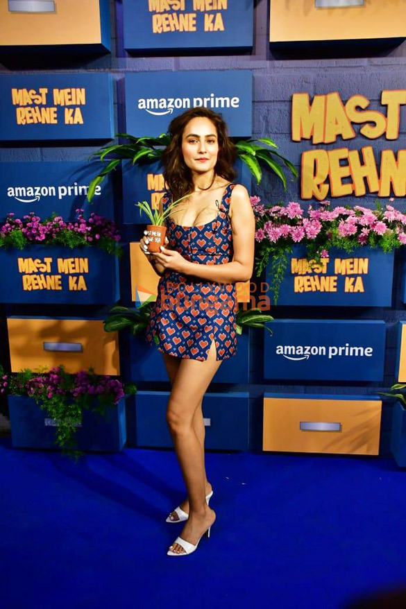 photos celebs grace the premiere of mast mein rehne ka 1