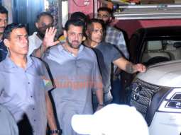 Photos: Celebs snapped arriving at Arpita Khan’s residence