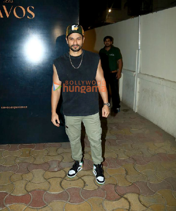 photos celebs snapped at los cavos in bandra 7