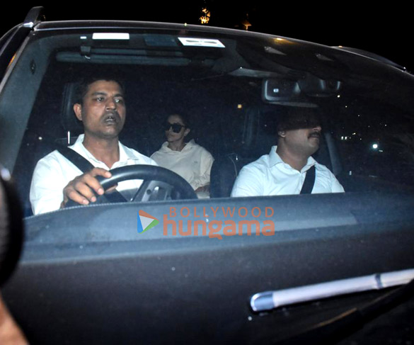 photos deepika padukone snapped at anand pandits office 3