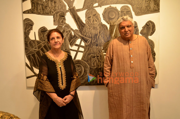 photos javed akhtar lauds kiran chopras event at jehangir art gallery 8