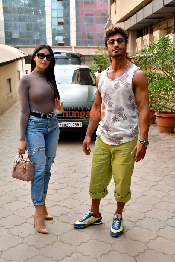 photos nora fatehi and vidyut jammwal snapped in andheri 2