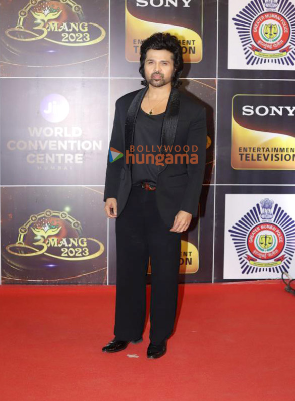 photos ranbir kapoor bobby deol kiara advani and other celebs grace umang 20231 9