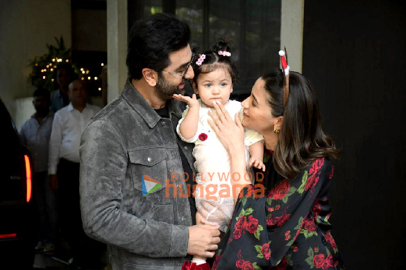 photos ranbir kapoor and alia bhatt snapped with daughter raha others at kapoor residence for christmas 2023 celebration 4