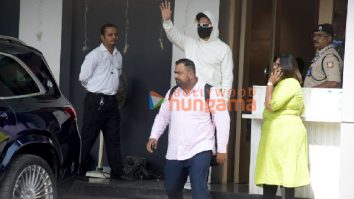 Photos: Ranveer Singh snapped at Kalina airport