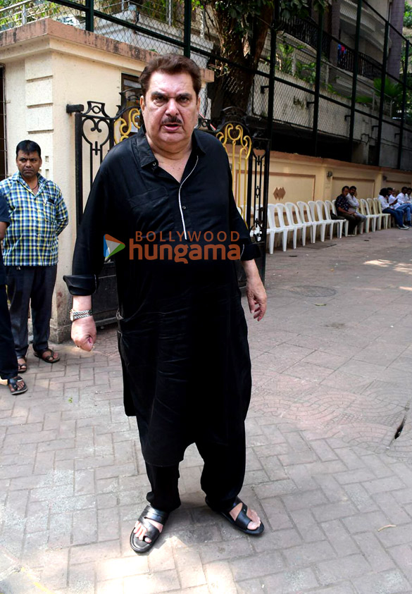 photos raza murad avtar gill sudesh bhosale and raju shrestha snapped at junior mehmoods residence 4