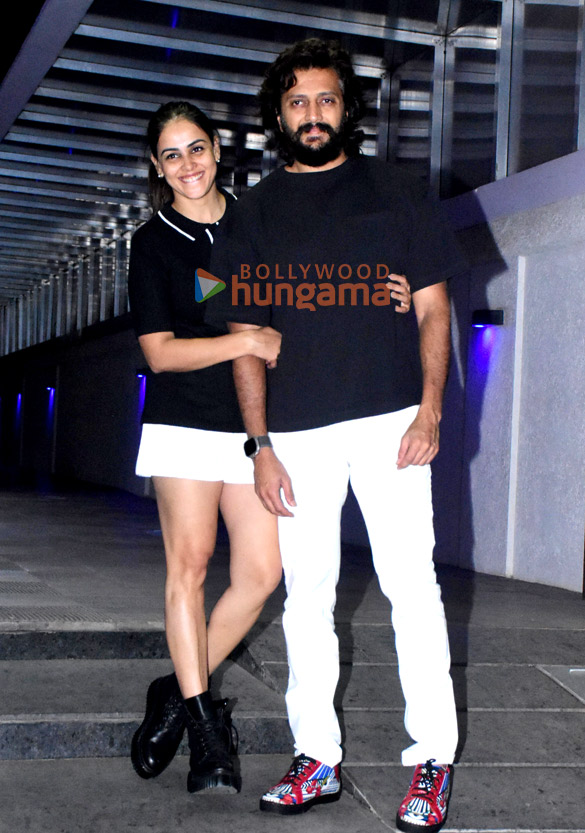 photos salman khan iulia vantur and other celebs snapped at sohail khans birthday bash 6