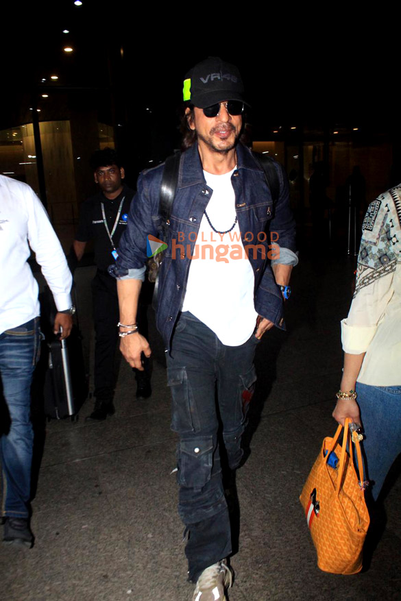 Photos: Shah Rukh Khan Snapped At The Airport | Parties & Events ...