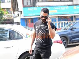 Photos: Shahid Kapoor and Mira Kapoor snapped at a cafe in Bandra