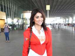 Photos: Shriya Saran and Sunny Leone snapped at the airport