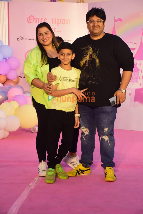 photos sunny leone arbaaz khan and others snapped at ayat sharmas birthday bash 1