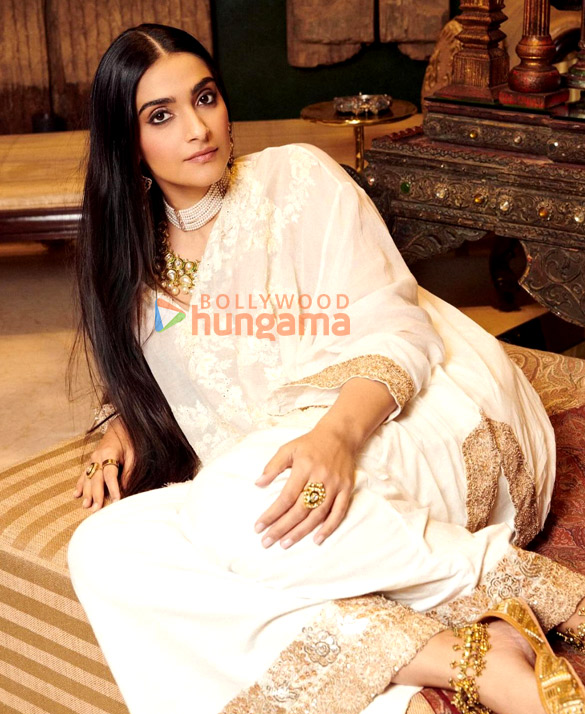 sonam kapoor ahuja 1 77