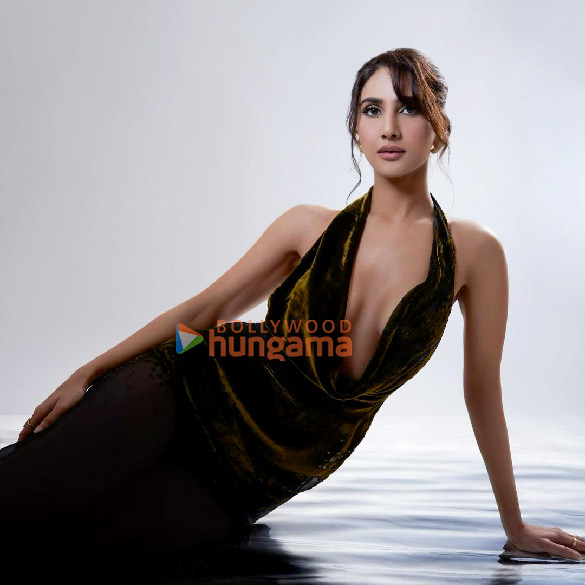 vaani kapoor 2 196