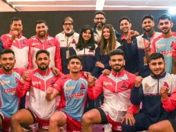 Aishwarya Rai Bachchan, Abhishek Bachchan, Amitabh Bachchan and Aaradhya Bachchan cheer for their kabaddi team