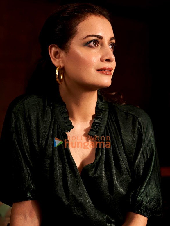 dia mirza 5 22