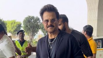Ever dashing Anil Kapoor gets clicked at the airport by paps