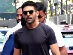 Kartik Aaryan waves at paps in an all black outfit as he step out in the city