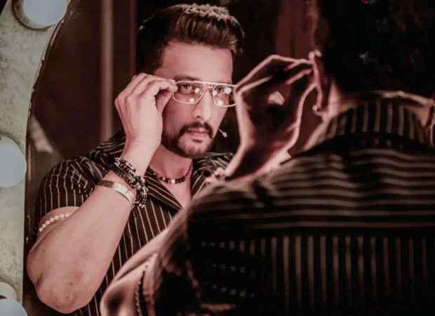Kichcha Sudeep celebrates 28 years in Sandalwood; thanks fans for "Priceless gift"