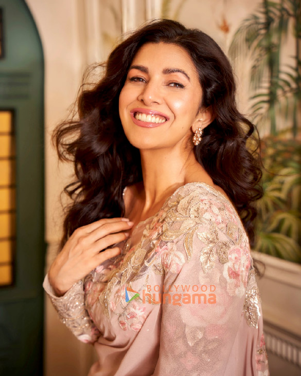 nimrat kaur 3 15