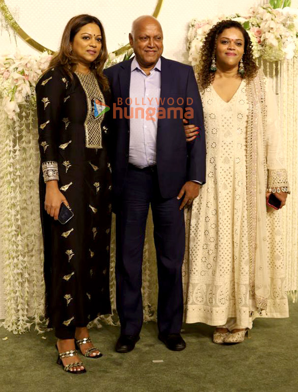 photos aamir khan imran khan and others attend ira khan and nupur shikhares wedding reception 22