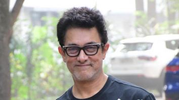 Photos: Aamir Khan snapped outside his residence in Bandra