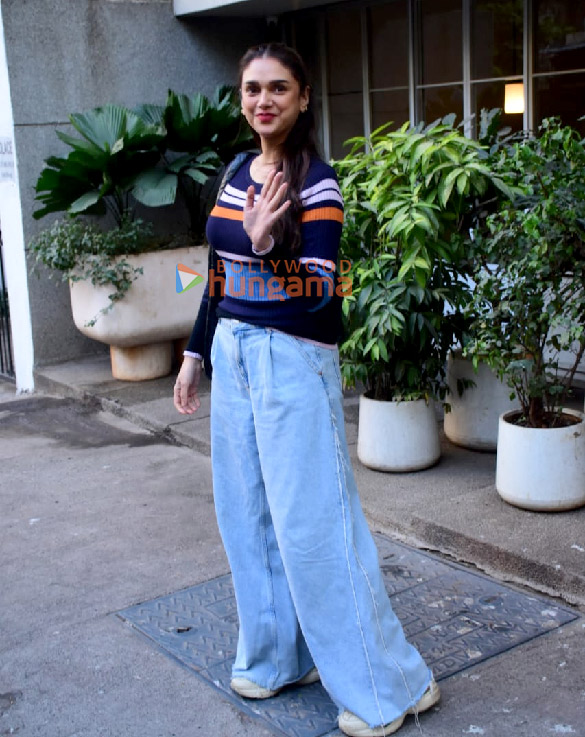 photos aditi rao hydari snapped in bandra 2 3