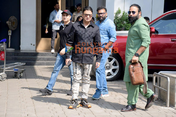 photos bhushan kumar sandeep reddy vanga shiv chanana snapped at the kalina airport 2