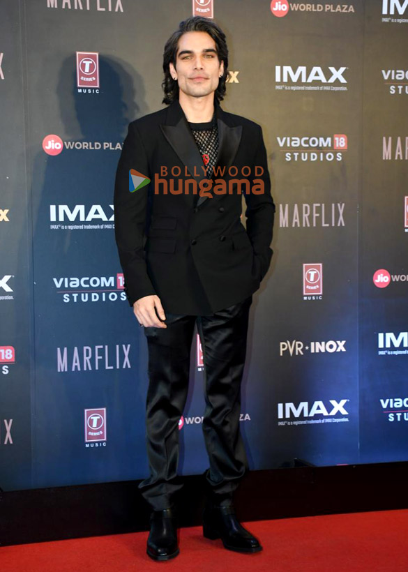 photos hrithik roshan deepika padukone anil kapoor karan singh grover and others snapped at the special screening of fighter 804 2