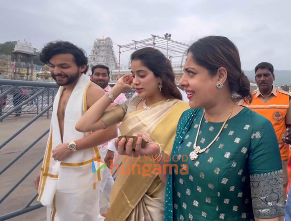 Photos Janhvi Kapoor Seeks Blessings At Tirumala With Shikhar Pahariya 