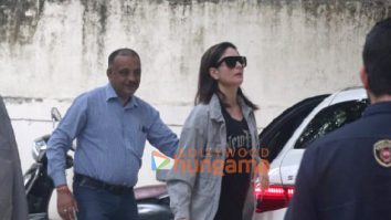 Photos: Kareena Kapoor Khan snapped in Bandra