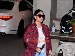 Photos: Kareena Kapoor Khan snapped in Bandra