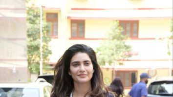 Photos: Karishma Tanna snapped outside the gym in Bandra