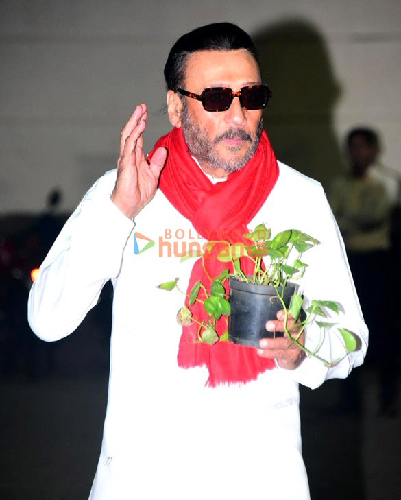 photos katrina kaif vicky kaushal alia bhatt ranbir kapoor and others snapped at kalina airport 1 3