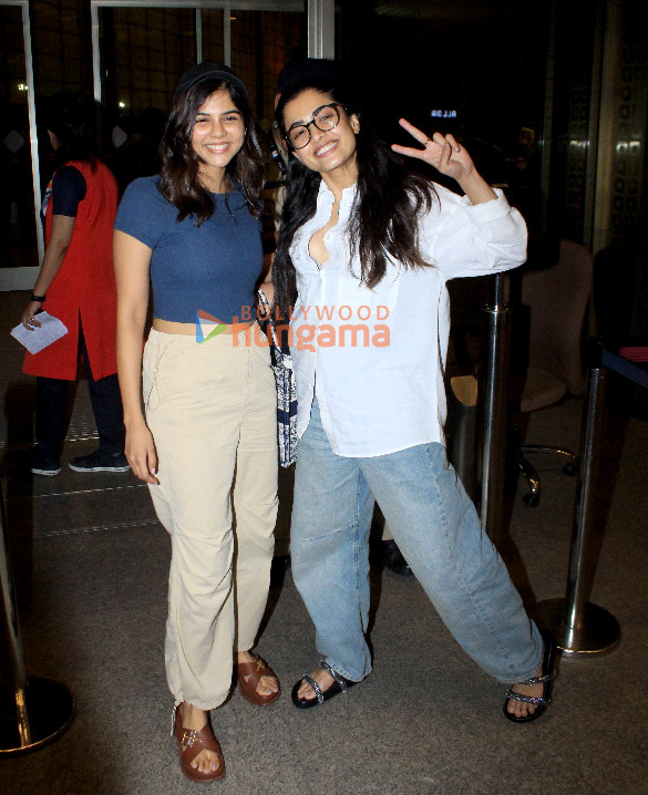 photos kiara advani rashmika mandanna and hardik pandya snapped at the airport 2