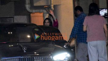 Photos: Kiara Advani snapped in Bandra