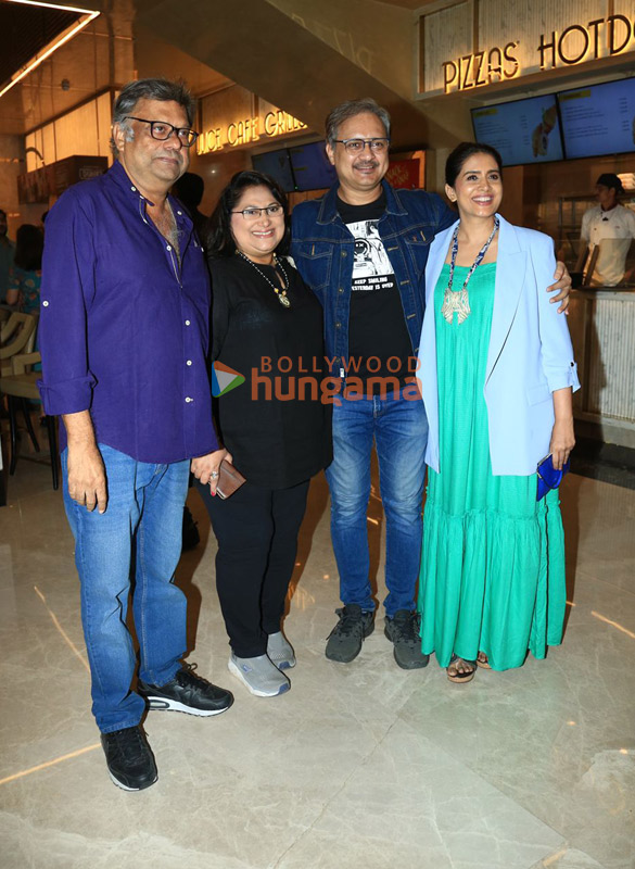 photos madhuri dixit subhash ghai and others grace the premiere of panchak 4
