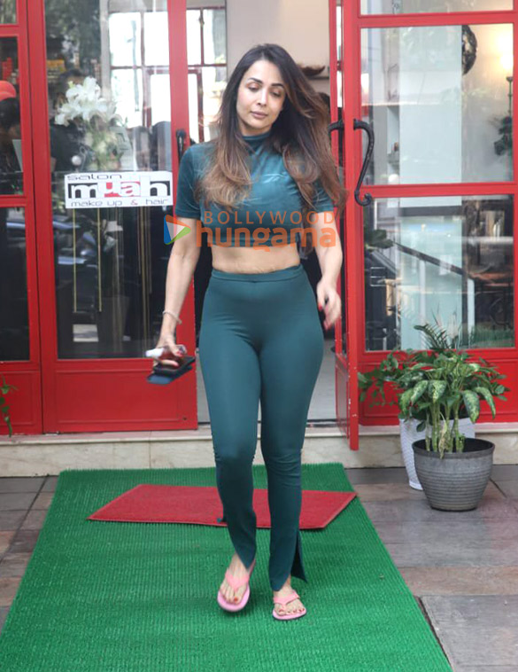 photos malaika arora snapped at muah salon in bandra 3
